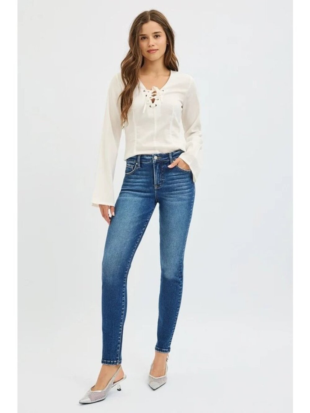 Chicos Jeans So Slimming Girlfriend Ankle Size 4 Small Mid Rise Blue Medium Wash